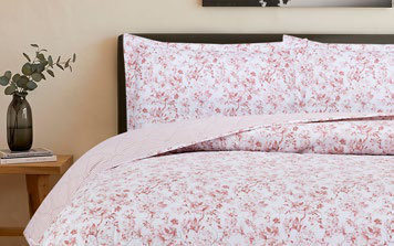 Colcha Estampada Rayas Rosa